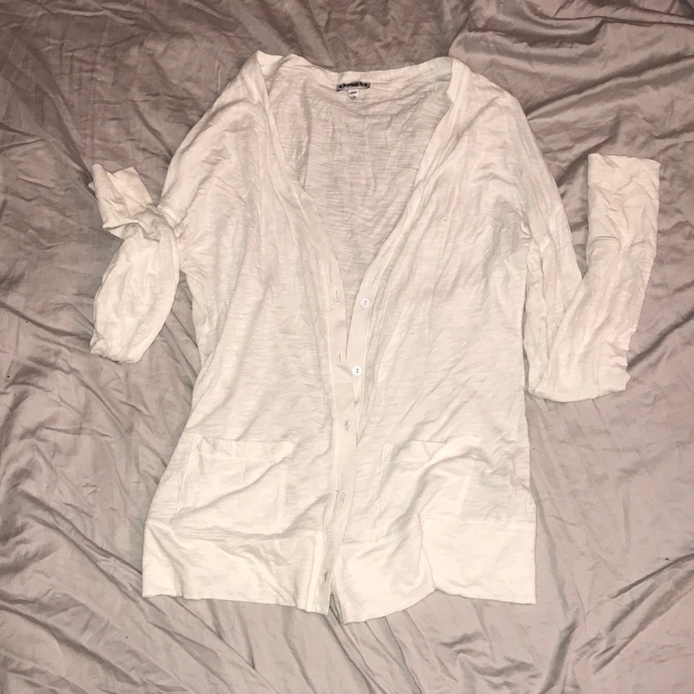 Light weight sweater